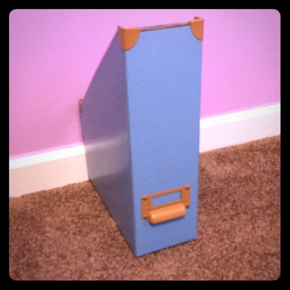 Book/ magazine filers
